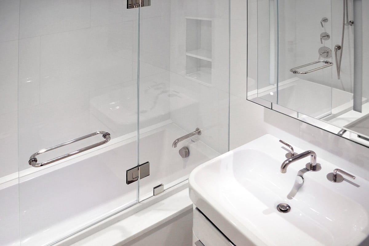 Modern Bathroom Fixtures And Accessory Ideas · Fontan Architecture