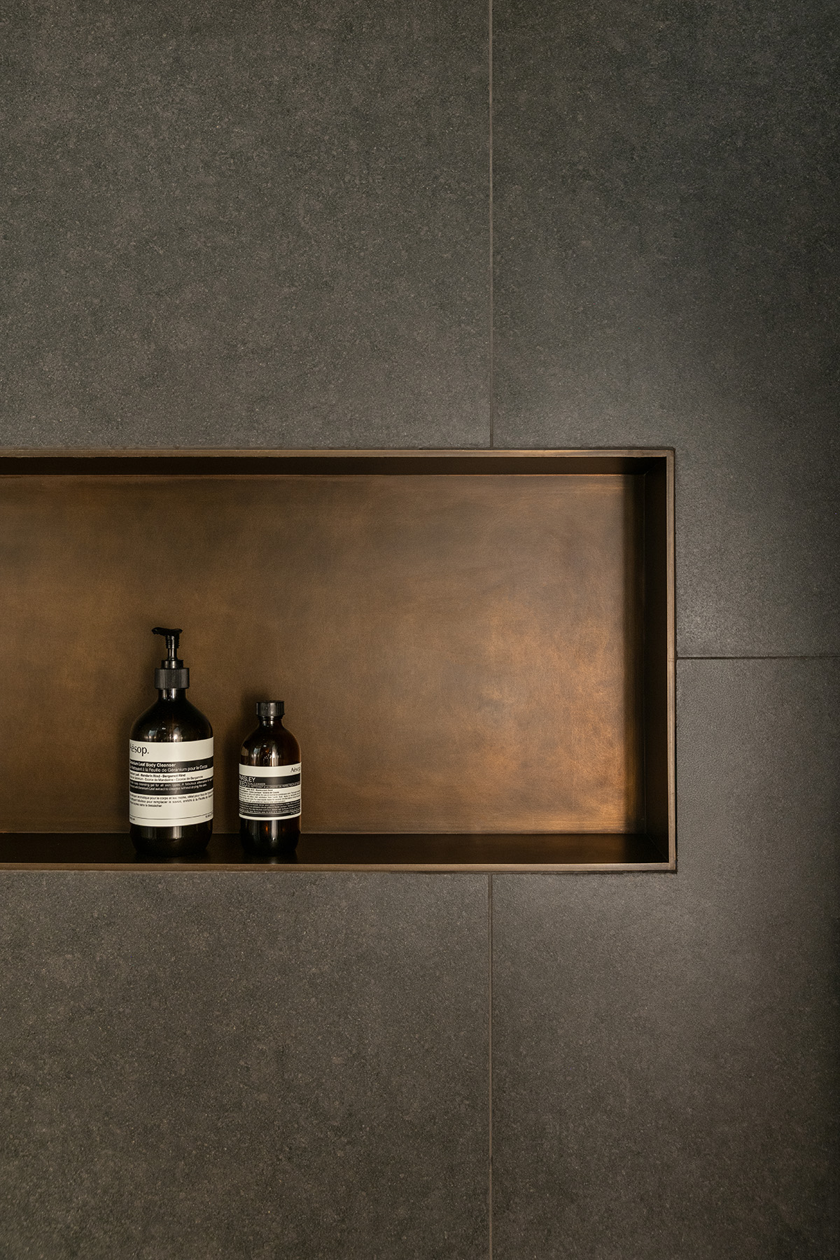 Bronze Metal Shower Niche