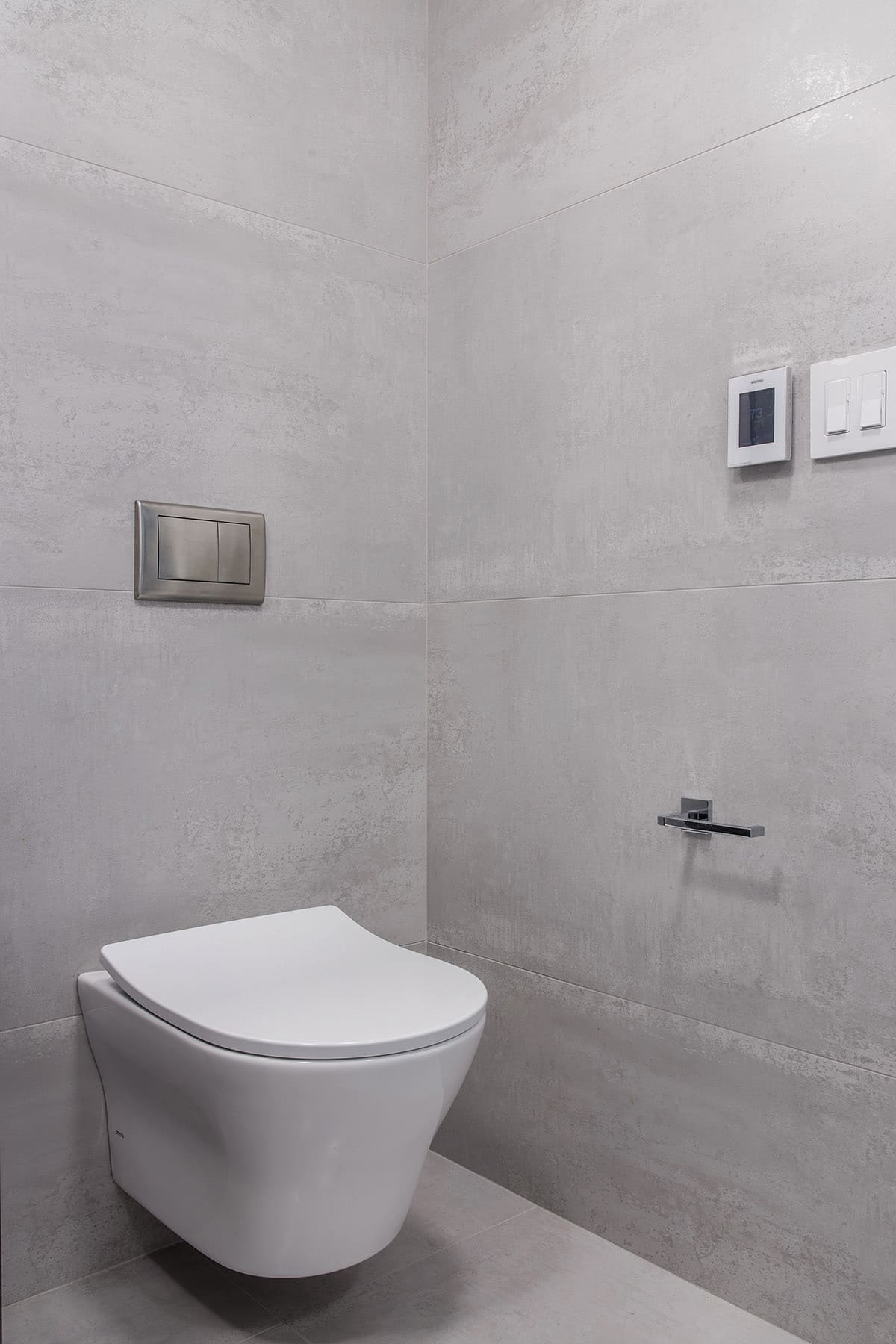 Porcelain Tile Bathroom