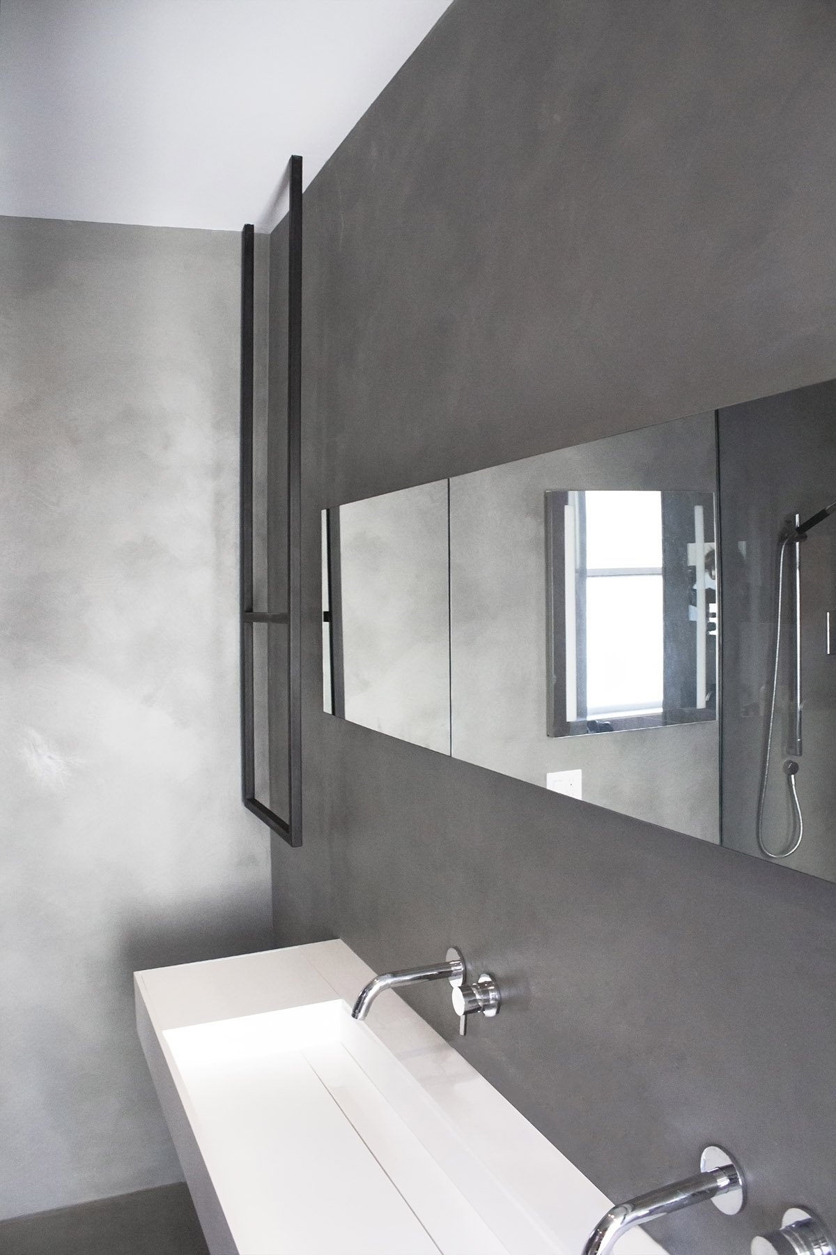 Monolithic Concrete Bathroom Design