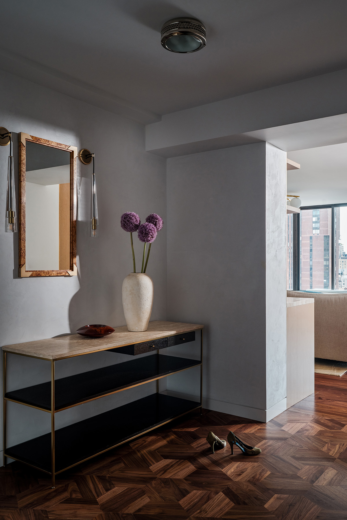 Foyer Design With Textured Walls